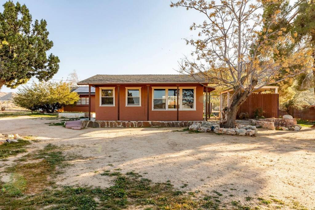 Jt'S Star Catcher Cabin - Hot Tub Yucca Valley Eksteriør billede