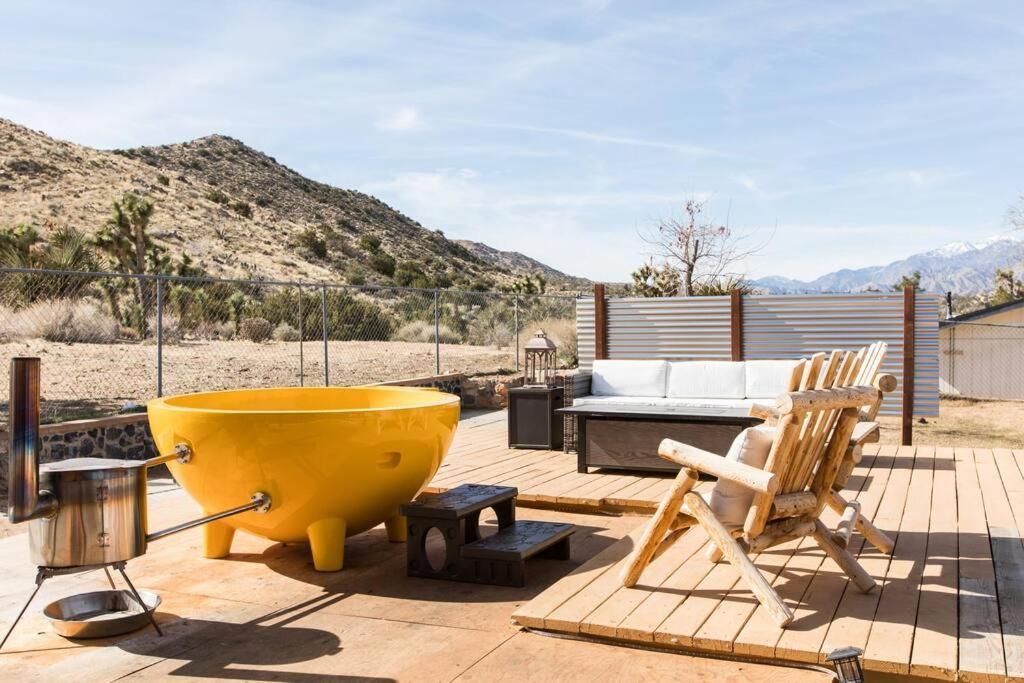 Jt'S Star Catcher Cabin - Hot Tub Yucca Valley Eksteriør billede